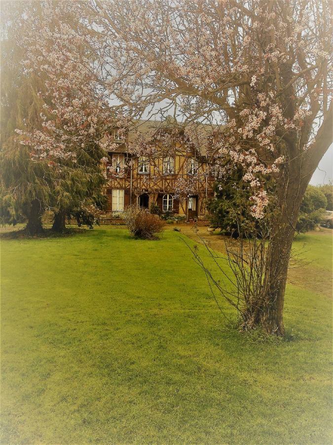 Bed and Breakfast Les Champs Rabats Villers-sur-Mer Esterno foto